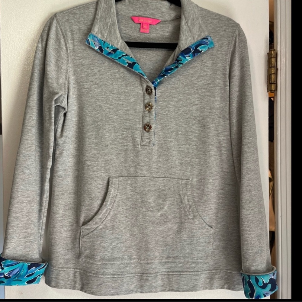 Lilly Pulitzer sweatshirt